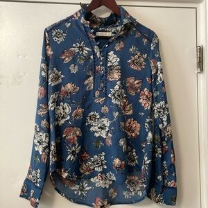 Abercrombie & Fitch Women’s Medium Blouse Long Sleeve flower print buttoned